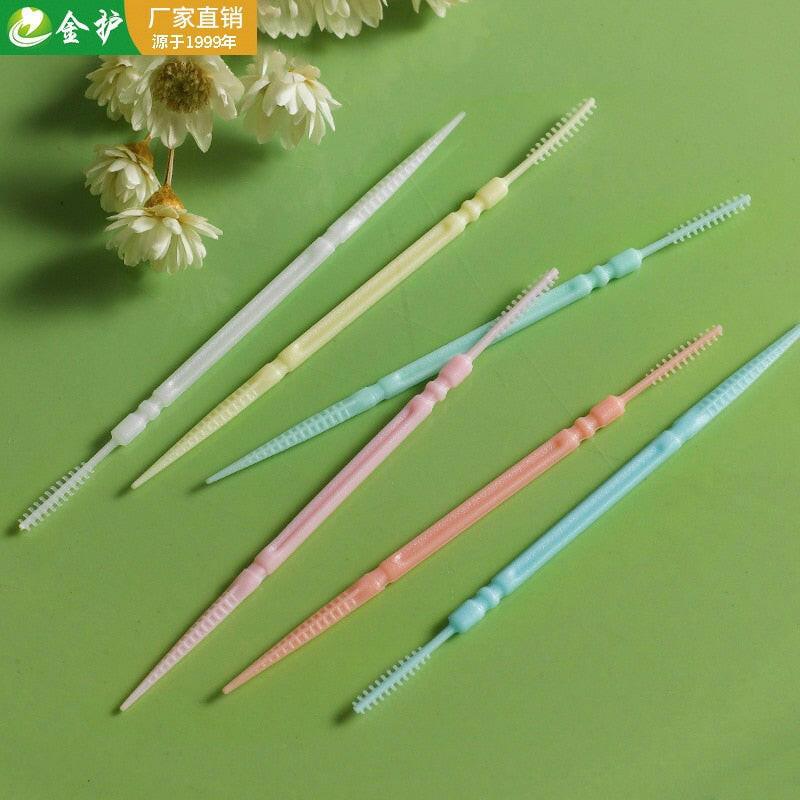 wtf 1100Pcs Gum Interdental Floss Plastic Double-Headed Brush Stick Toothpicks Teeth Oral Cleaner White 6.5cm disposable  toothpick.