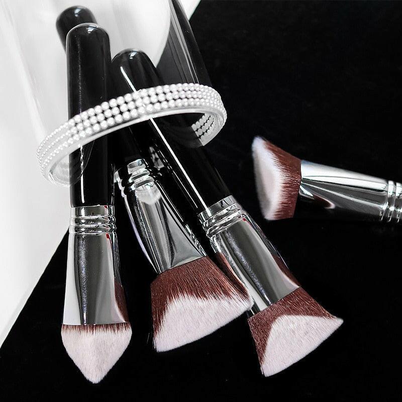 wtf 1pcs Fashion High Quality Face Makeup Brush Shaped Creative Copper Tube Foundation Brush Professional Beauty Tools.