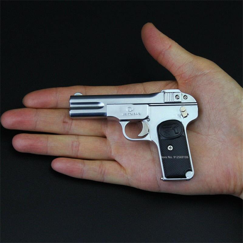 wtf 2022 High Quality Metal Pistol Gun Miniature Model 1:3 Beretta 92F Colt 1911 Glock 17 Keychain Men&#39;s and Women&#39;s Birthday Gifts.