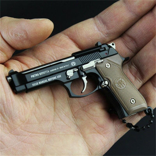 wtf 2022 High Quality Metal Pistol Gun Miniature Model 1:3 Beretta 92F Colt 1911 Glock 17 Keychain Men&#39;s and Women&#39;s Birthday Gifts.